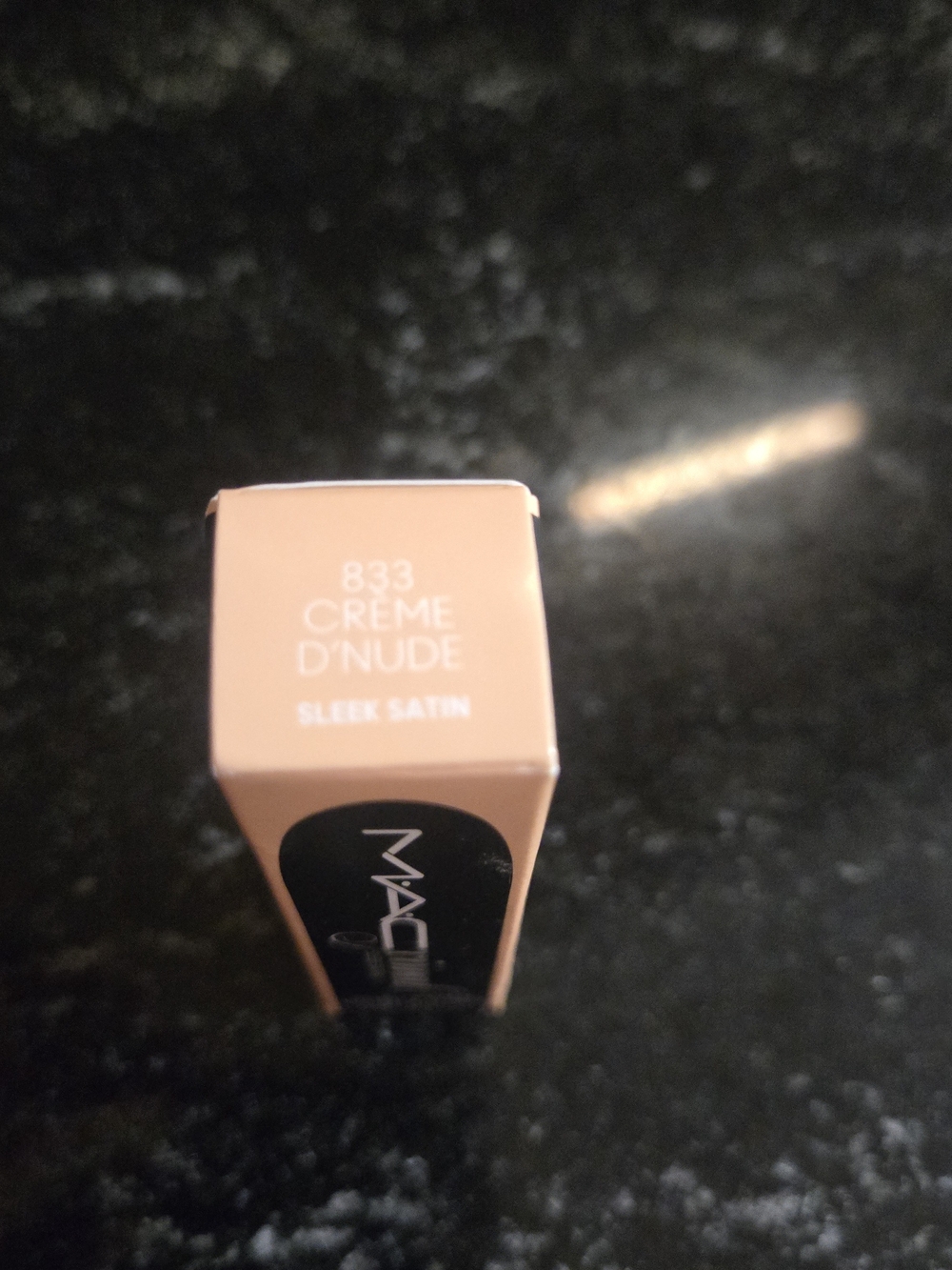 MAC Cremesheen Satin Lipstick -833 Creme D'Nude - Picture 3 of 3